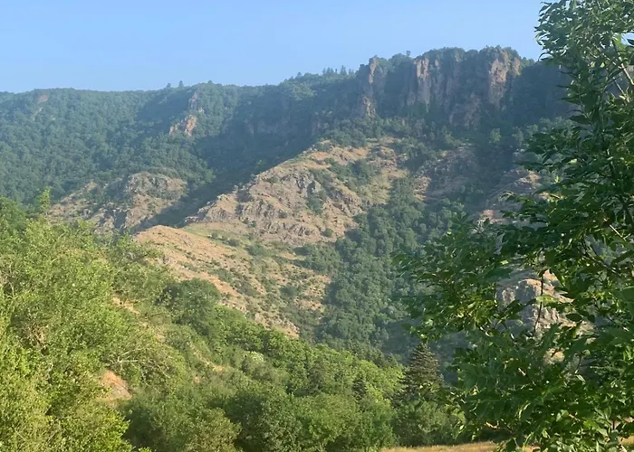 La Reguergue, Vue Sur L'espinouse Hébergement de vacances Castanet-le-Haut
