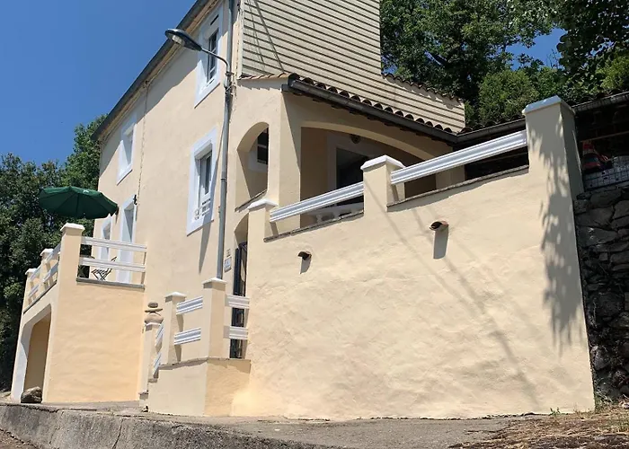 Hébergement de vacances La Reguergue, Vue Sur L'espinouse Castanet-le-Haut