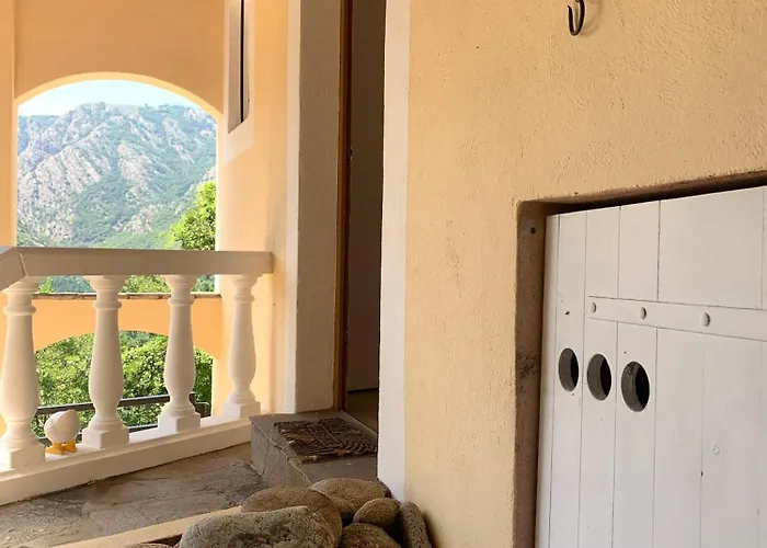 La Reguergue, Vue Sur L'espinouse * Castanet-le-Haut